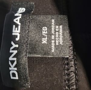Black DKNY skinny pants